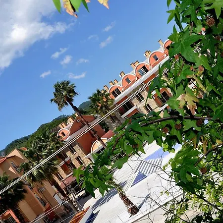 Club Dena Ξενοδοχείο με διαμερίσματα Μαρμαρίς
