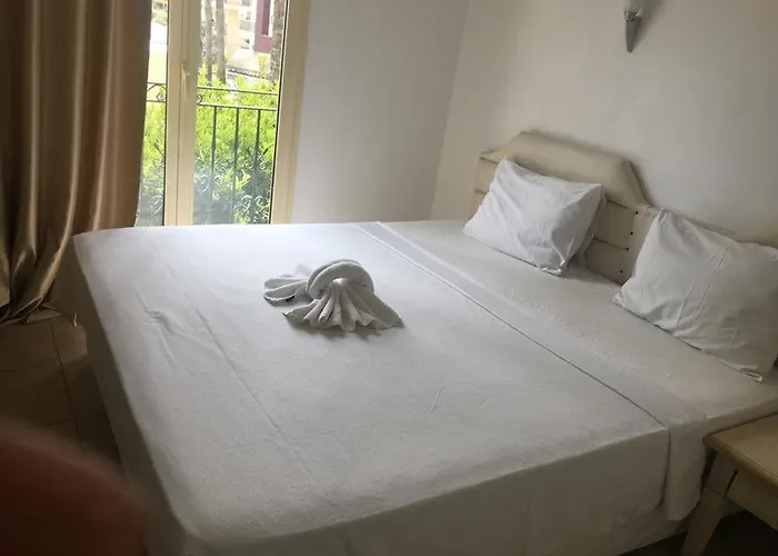 Club Dena Ξενοδοχείο με διαμερίσματα 3*