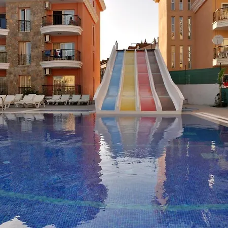Club Dena Aparthotel