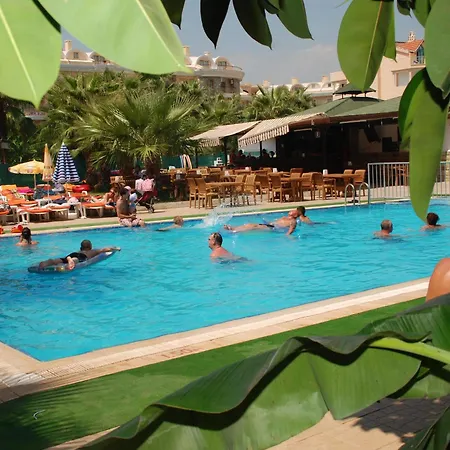 Club Dena Aparthotel 2*