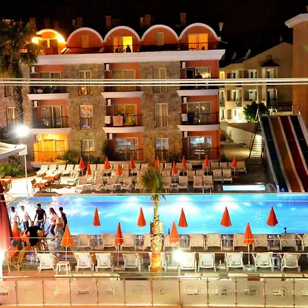 Aparthotel Club Dena