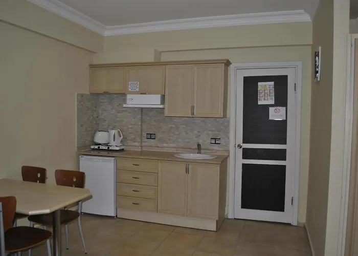 Club Dena 3* مرمريس