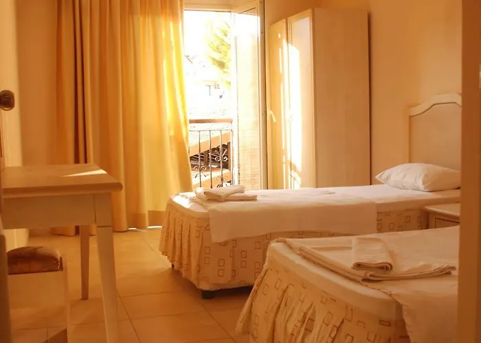 Club Dena شقة فندقية 3*