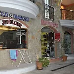 Club Dena Aparthotel 3*