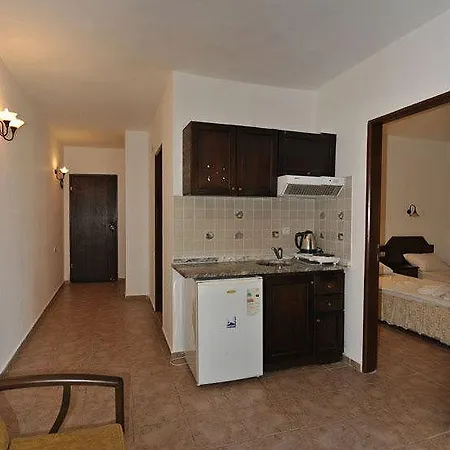 Aparthotel Club Dena