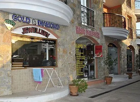 Club Dena Aparthotel 3*