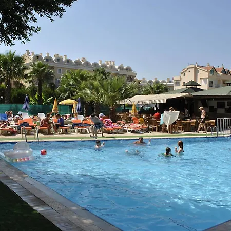 Aparthotel Club Dena