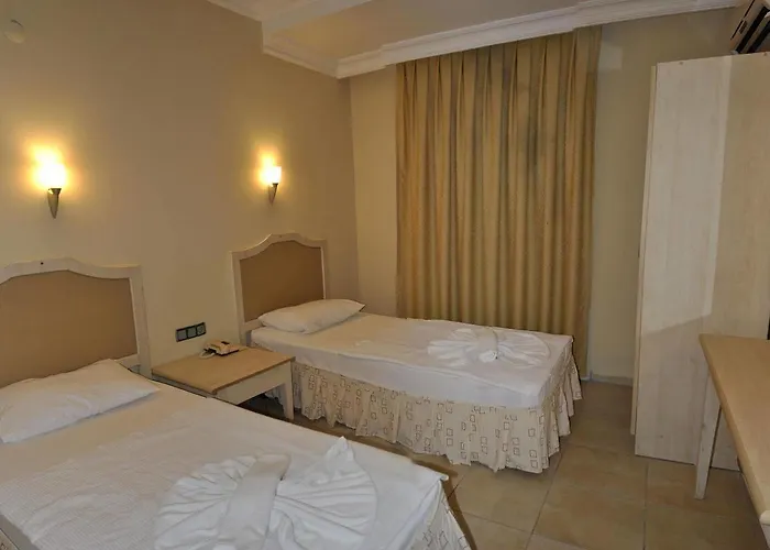 Club Dena Мармарис