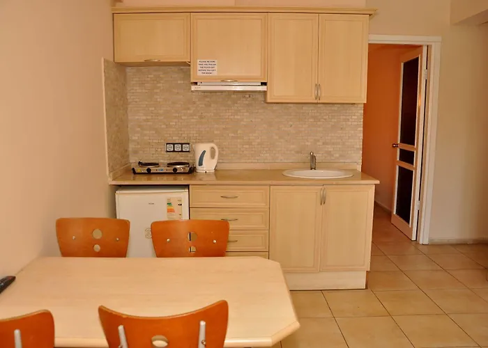 Club Dena Apart-hotel 3*