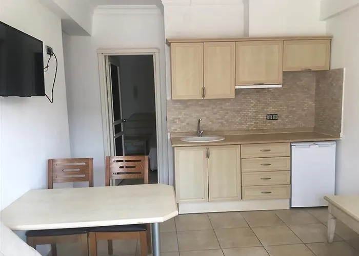 Apart-hotel Club Dena 3*